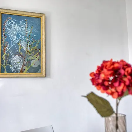 Апартаменты Modern, 3-br With Valletta View *