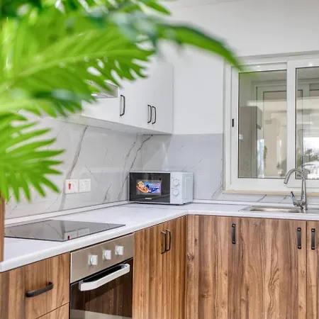 Апартаменты Modern, 3-br With Valletta View