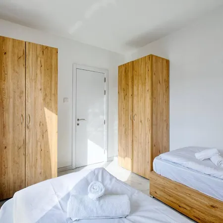 Modern, 3-br With Valletta View Appartamento *