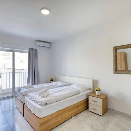 Modern, 3-br With Valletta View Appartamento *