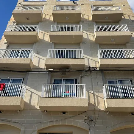 Modern, 3-br With Valletta View Pietà