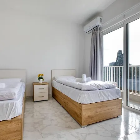 Modern, 3-br With Valletta View